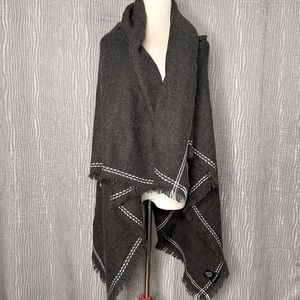 Olive & Pique Lola blanket scarf